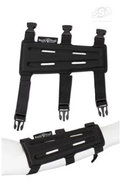 BUCK TRAIL MOULDED ARMGUARD